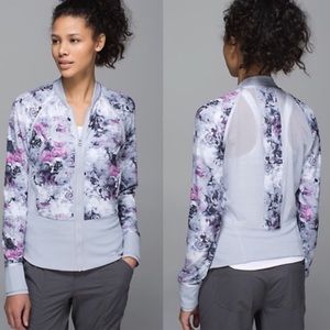 Lululemon If You’re Lucky Jacket Moody Mirage Silver Fox Size 8